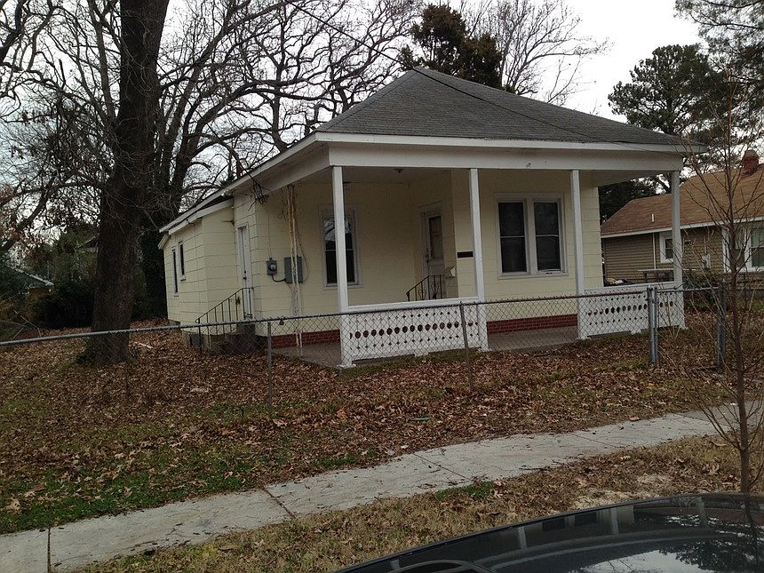2nd image of 3109 Argonne Ave