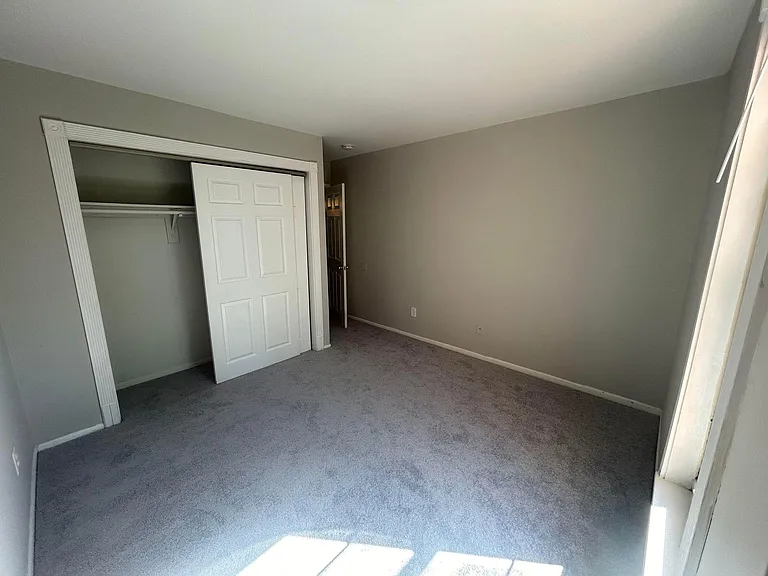 3304 Woodburn Village Dr #22 — Photo 8