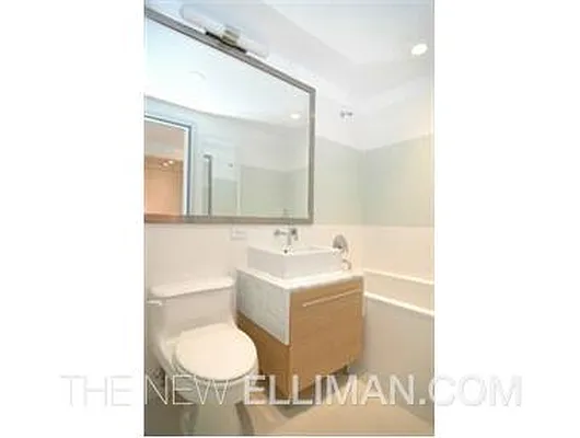 Rented by Douglas Elliman | media 7