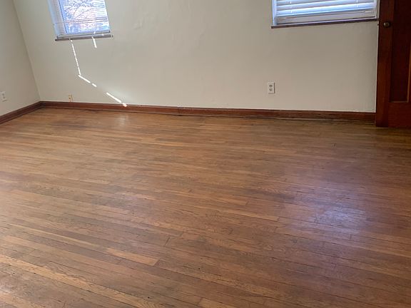 2nd image of 1262 Sunset Ave #2