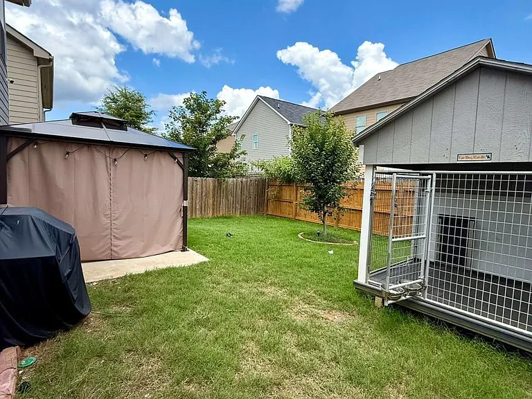 2614 Lovejoy Crossin Ln — Photo 18