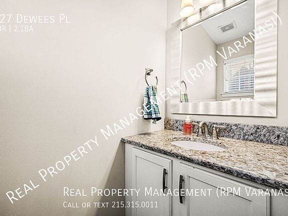 5th image of 827 Dewees Pl