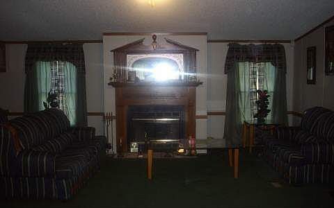 2nd image of 211 E Lake Dr
