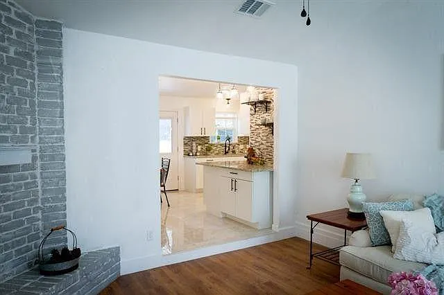 3716 French Wood Dr — Photo 11