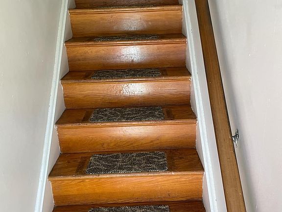 5th image of 1417 Vista St Floor 2