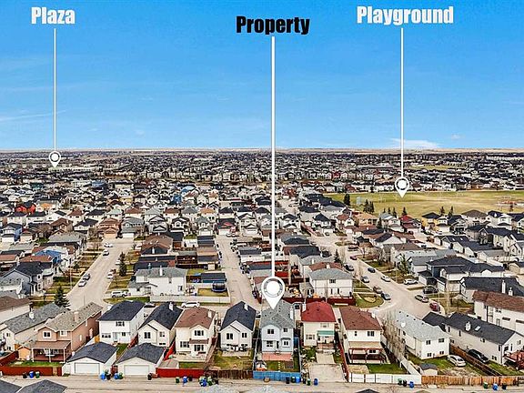 3rd image of 75 N Taralea Cres NE