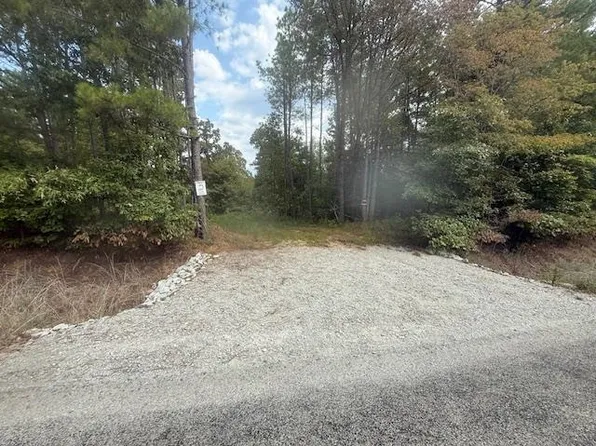 2 Butler Rd, Pinson, TN 38366