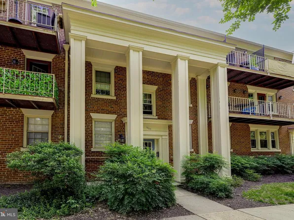 1403 E Abingdon Dr APT 2, Alexandria, VA 22314