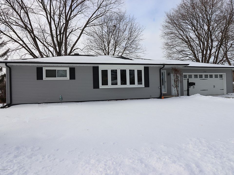 1st image of 3216 S Deerfield Ave