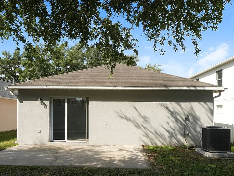 17031 Ongar Ct — Photo 16