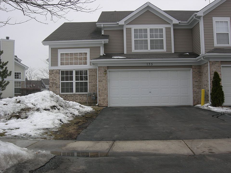 1st image of 135 Sussex Ct