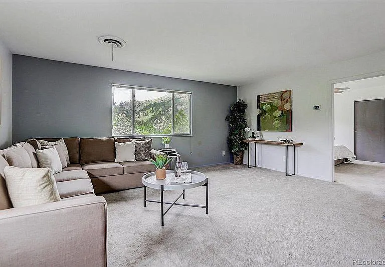 7348 Olde Stage Rd #B — Photo 7