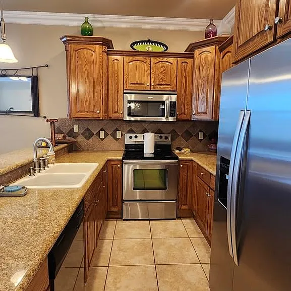 106 W Capricorn Dr — Photo 9