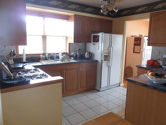 5th image of 4540 Kolze Ave