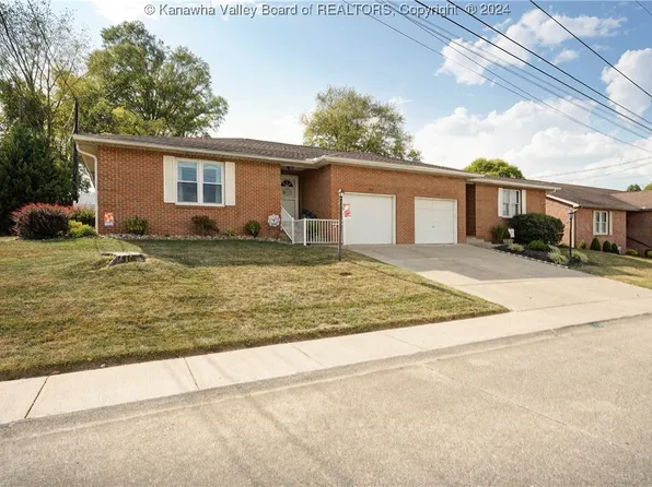 113 Belle Acres Rd, Scott Depot, WV 25560