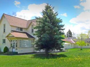 210 E 10th St #B, Traverse City, MI 49684