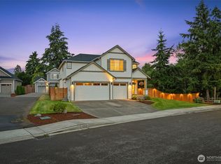 704 26th Avenue Ct, Milton, WA 98354