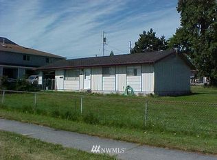 803 31st St, Anacortes, WA 98221