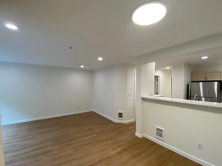07.Dining and Living Area