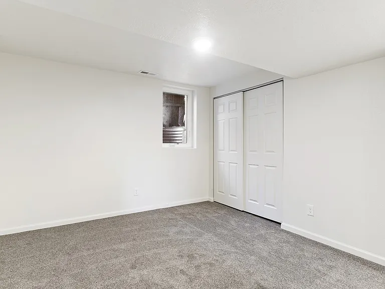 2928 Grant Ave — Photo 10