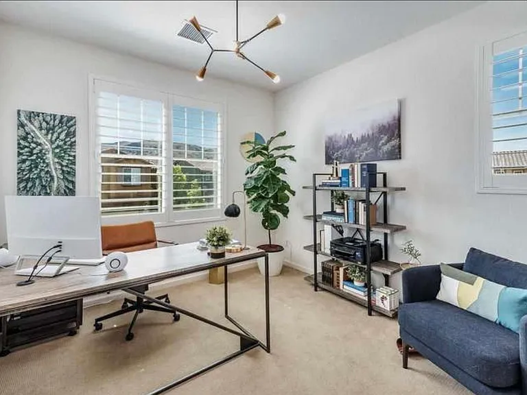 Second bedroom