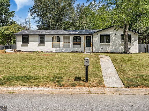 2nd image of 56 Simpson Dr NE