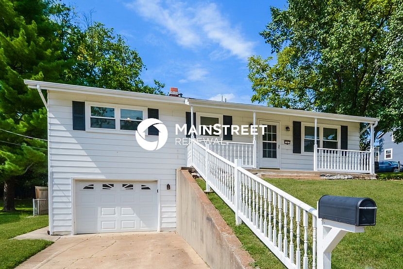 1st image of 1 Darby Ln