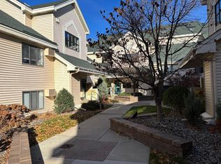7614 York Ave S APT 3117, Edina, MN 55435