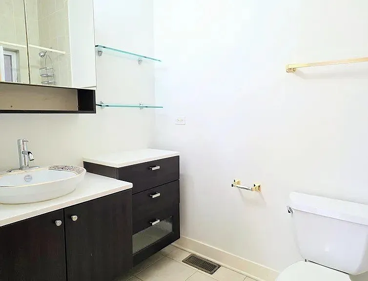 705 W 31st St #1E — Photo 6