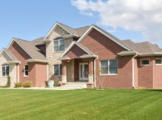 3128 Timber Valley Dr, Kokomo, IN 46902