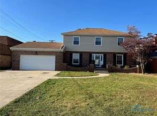 2247 Shoreland Ave, Toledo, OH 43611