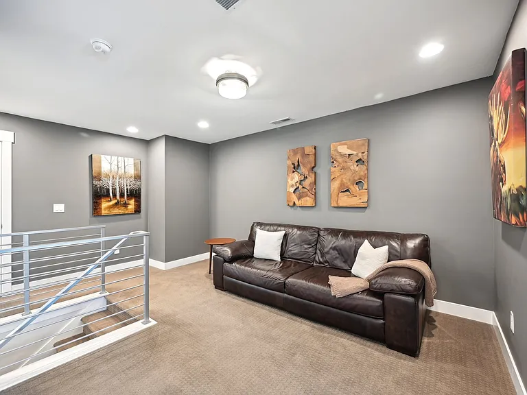 1124 W Wasatch Spring Rd — Photo 28