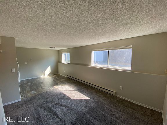 4th image of 3004 E Boone Ave #11547038
