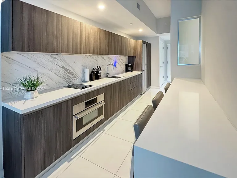 851 NE 1st Ave #302 — Photo 6