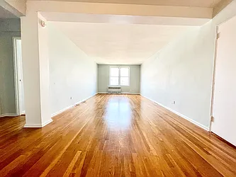 Rented by Safdie Realty Group