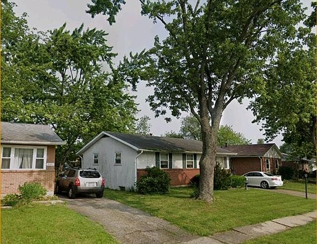 2nd image of 3385 Reaver Ave