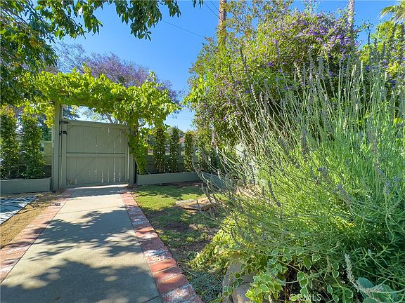 3rd image of 2416 W Chandler Blvd