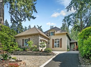4090 Westbay Rd, Lake Oswego, OR 97035