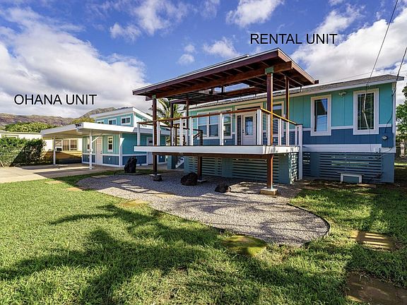 OHANA UNIT TO THE LEFT. RENTAL UNIT TO THE RIGHT.