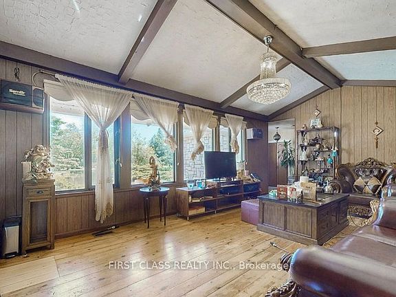 5th image of 13099 Kennedy Rd