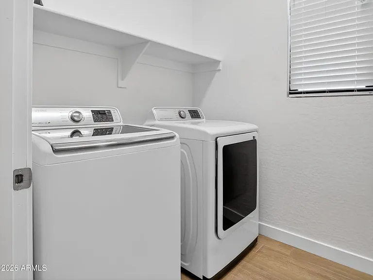 810 E Hopi Trl — Photo 18