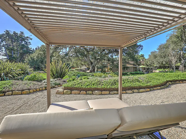1694 San Leandro Ln — Photo 38