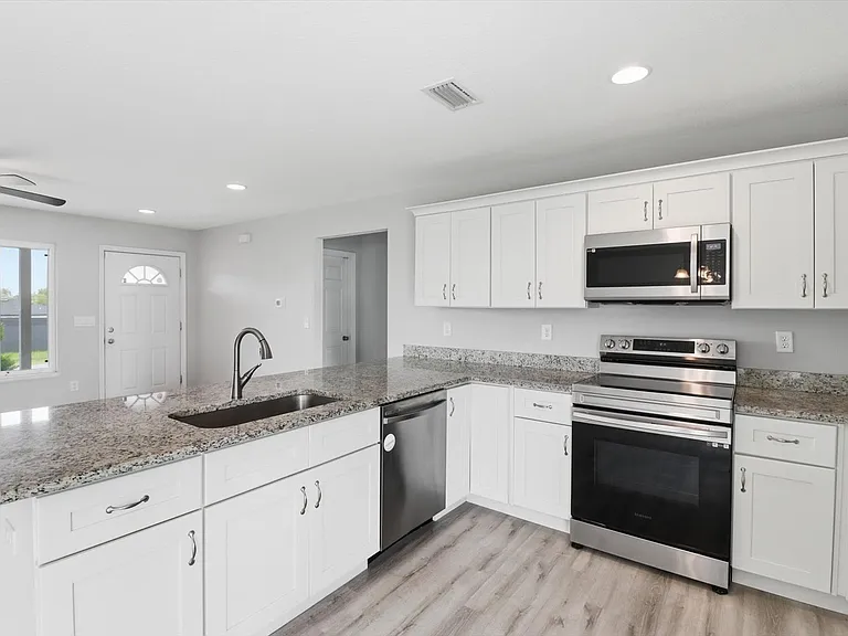 2584 SW 154th Ln — Photo 11