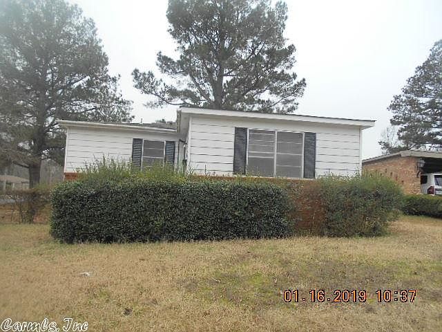 1st image of 2003 Caddo St