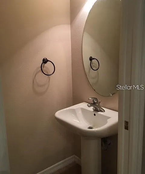 4134 Bismarck Palm Dr — Photo 19