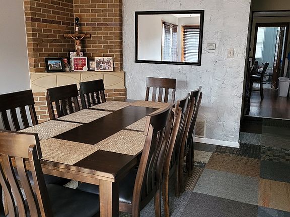 4th image of 3820 N Sayre Ave #1