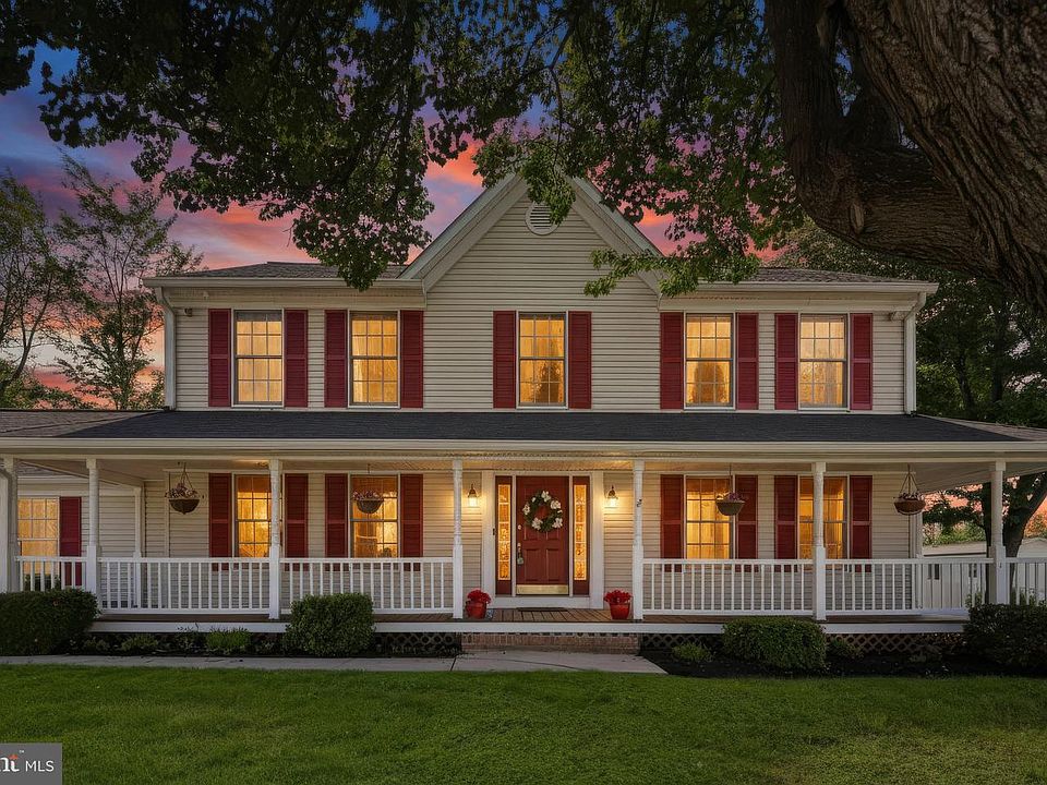 1st image of 3317 Royal Oak Ct