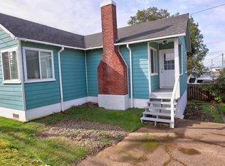 268 NE 11th St, Newport, OR 97365