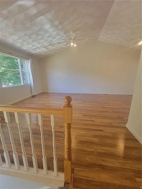 3 bed, 1878 sqft, $4,850 — Photo 4