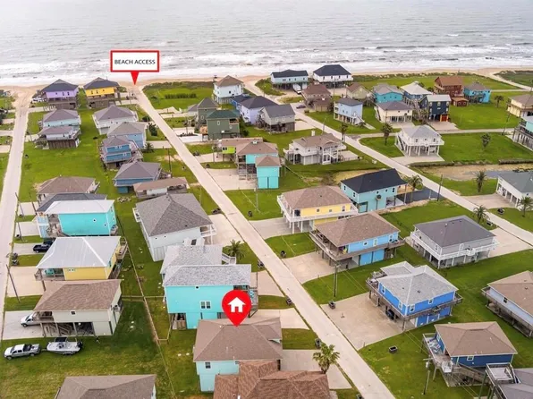 972 S Redfish St, Crystal Beach, TX 77650